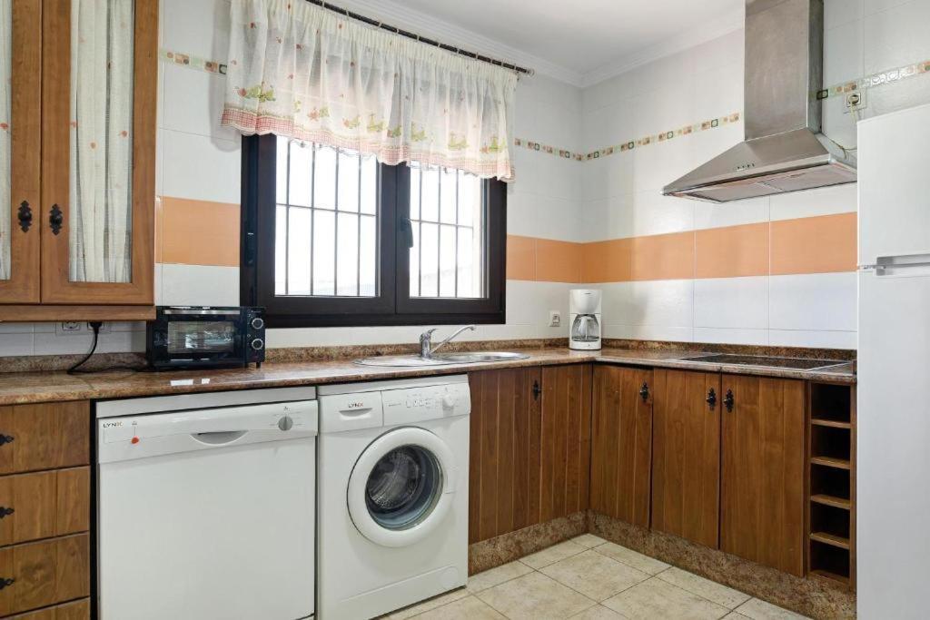 Villa Fornell - Piscina Compartida Conil De La Frontera Zewnętrze zdjęcie